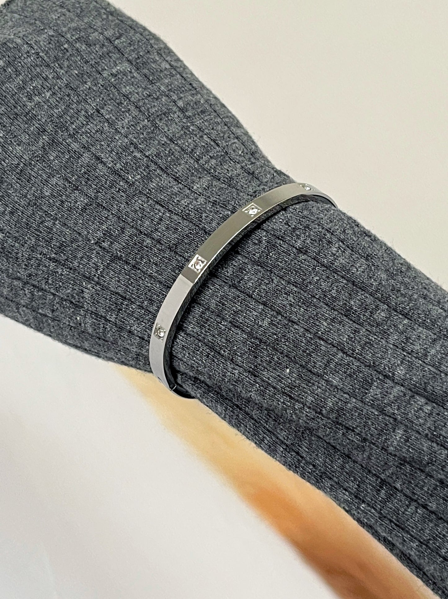Elva Bangle Bracelet