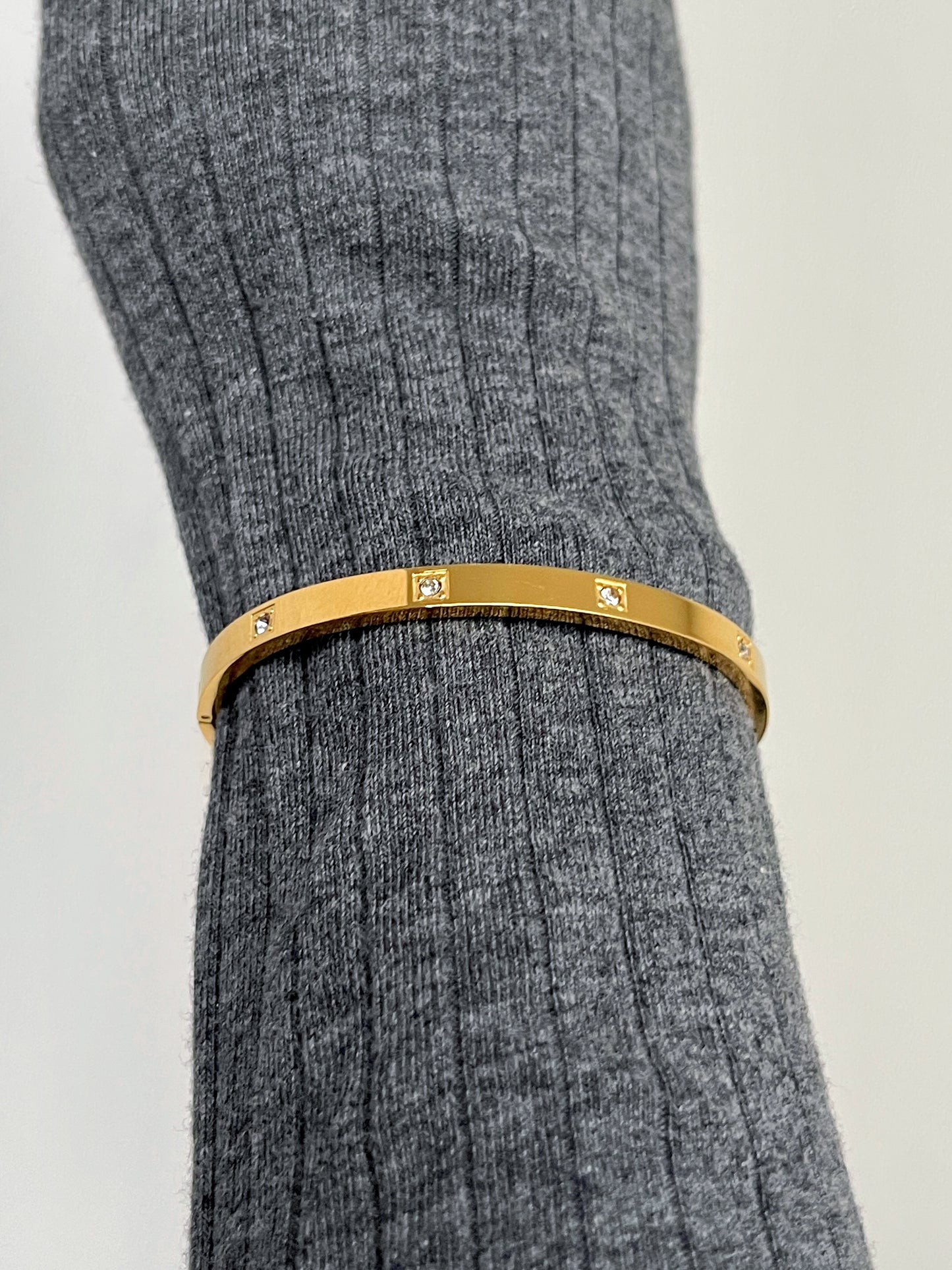 Elva Bangle Bracelet