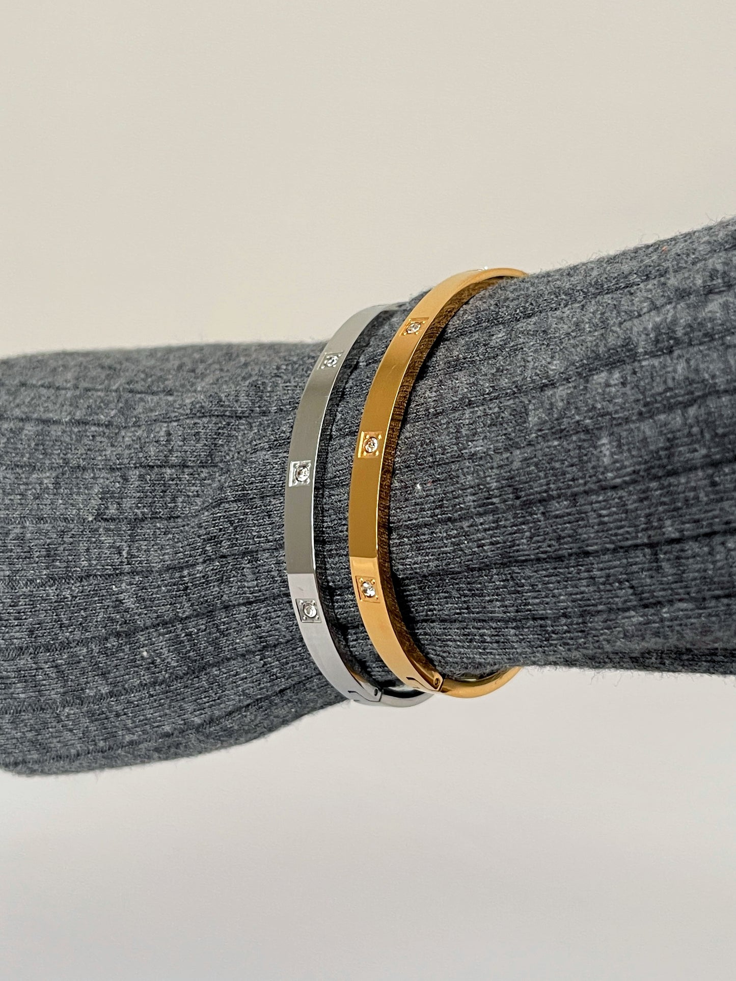 Elva Bangle Bracelet