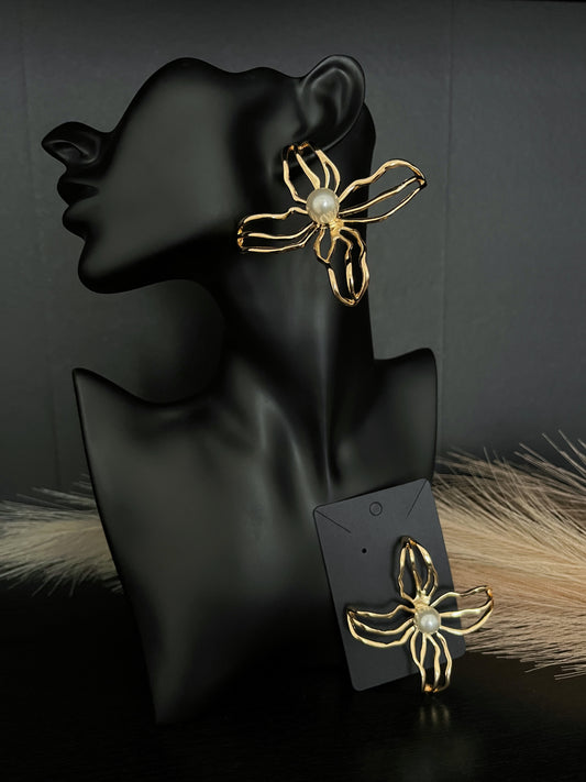 Pearl Flower Drop Statement Earrings - Gold