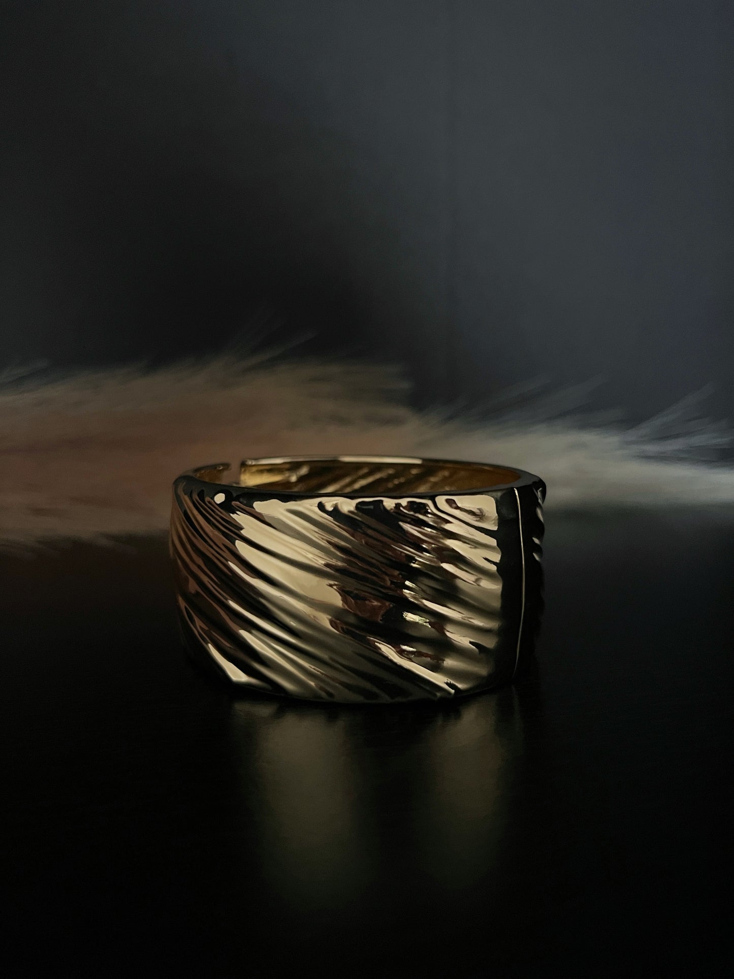 Chunky Textured Bangle Hinge Bracelet - Gold